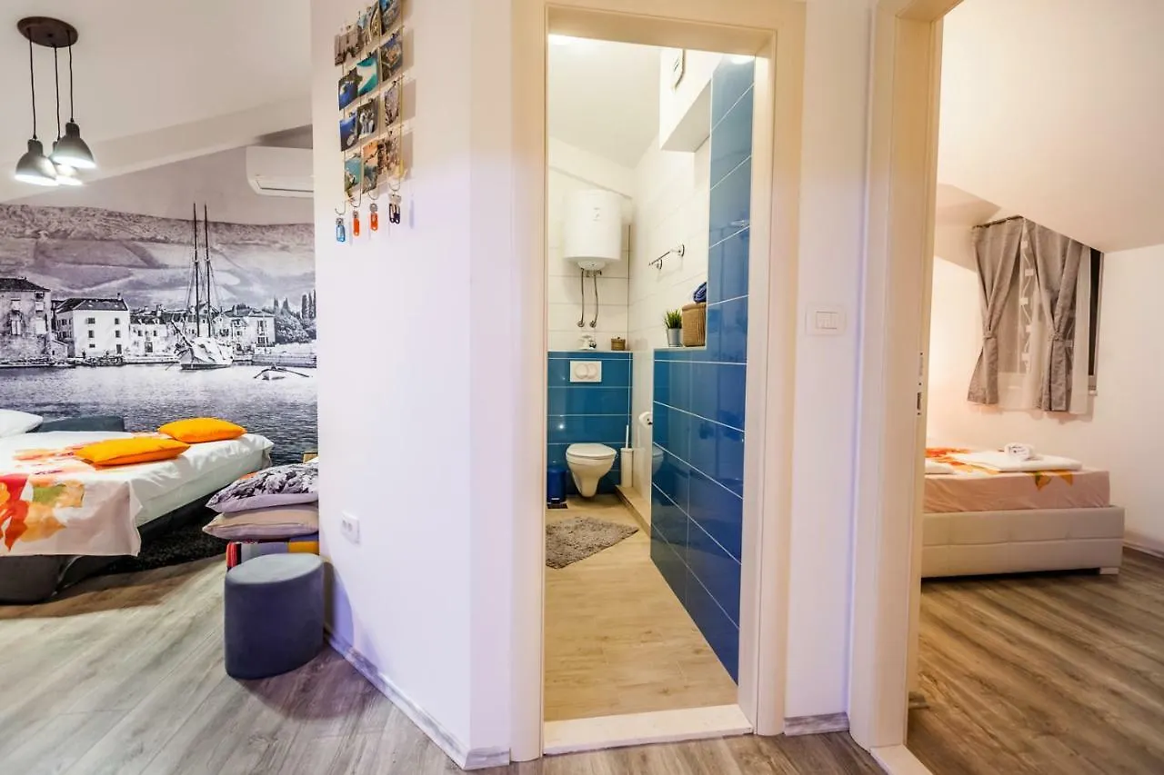 Apartments Mb Kastela 0*,  Croatia