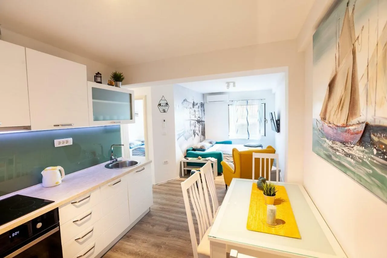 Apartments Mb Kastela