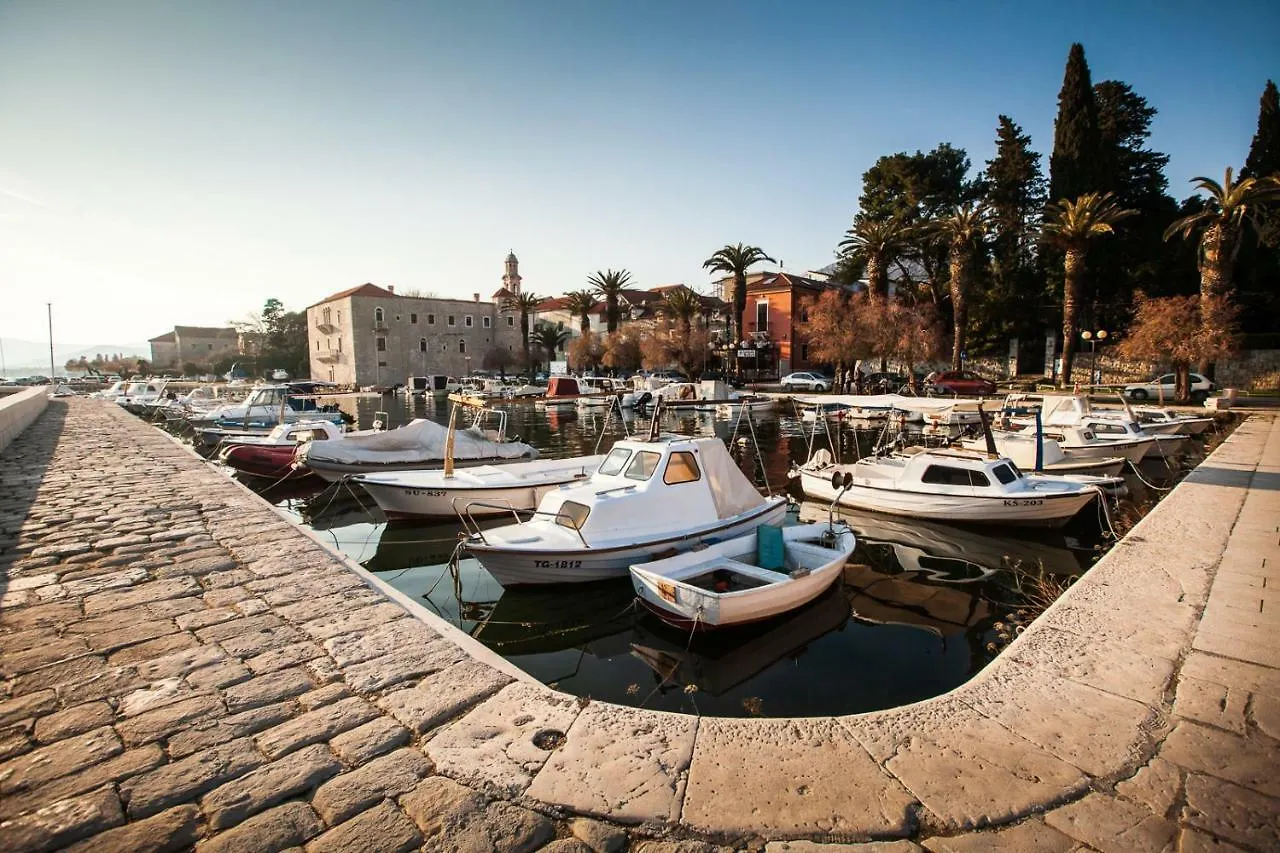 Apartments Mb Kastela