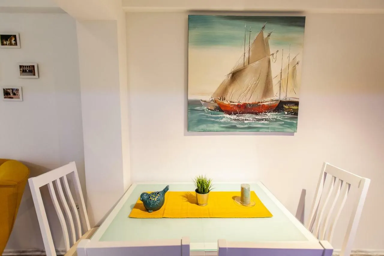 Apartments Mb Kastela 0*,