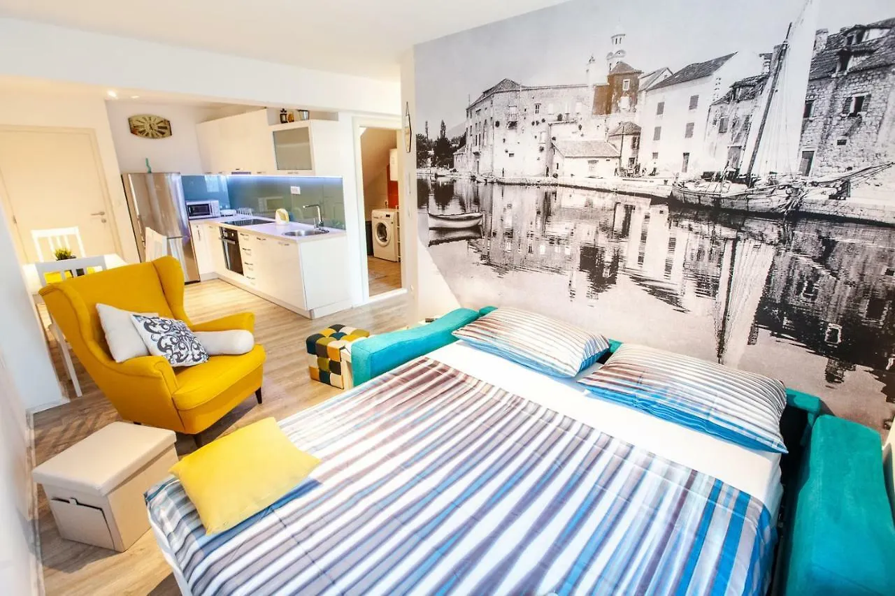 Apartments Mb Kastela