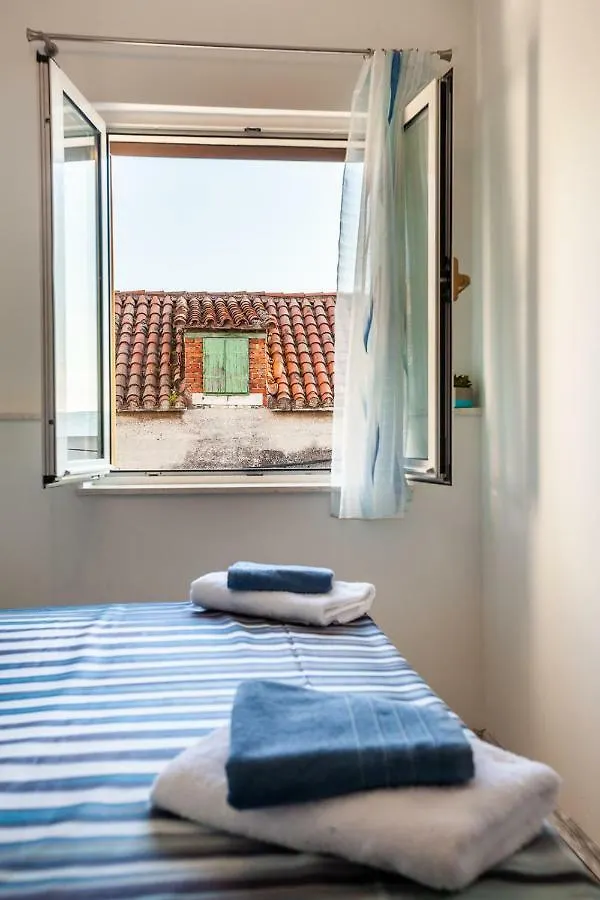Apartments Mb Kastela 0*,  Croatia